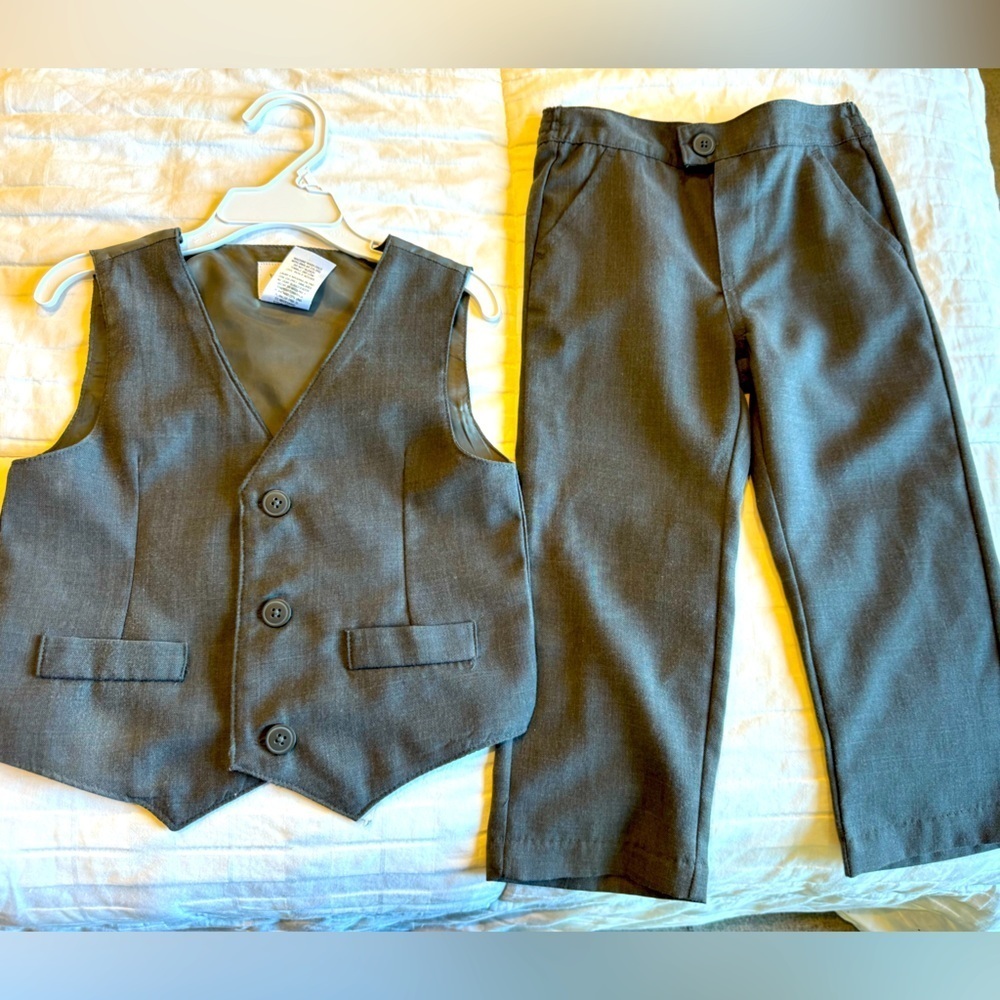 Trauser and vest set for boys
